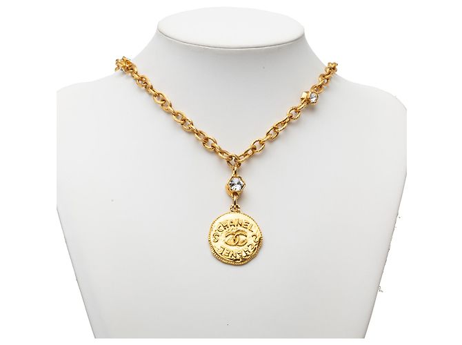 Collana con pendente a medaglione Chanel Gold CC placcato oro e strass D'oro - vista 6