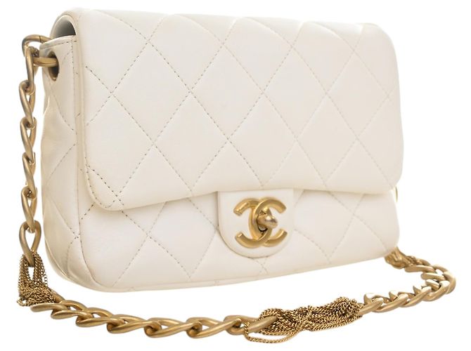 Chanel White Small Quilted Lambskin Chain Flap Bianco - vista 2