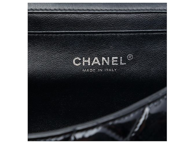 Clutch Chanel Black CC Trapuntata in Vernice con Catena Nero - vista 5