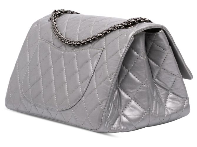 Chanel Argento Quilted Aged Calfskin Reissue 2.55 Double Compartment Single Flap 226 - vista 2
