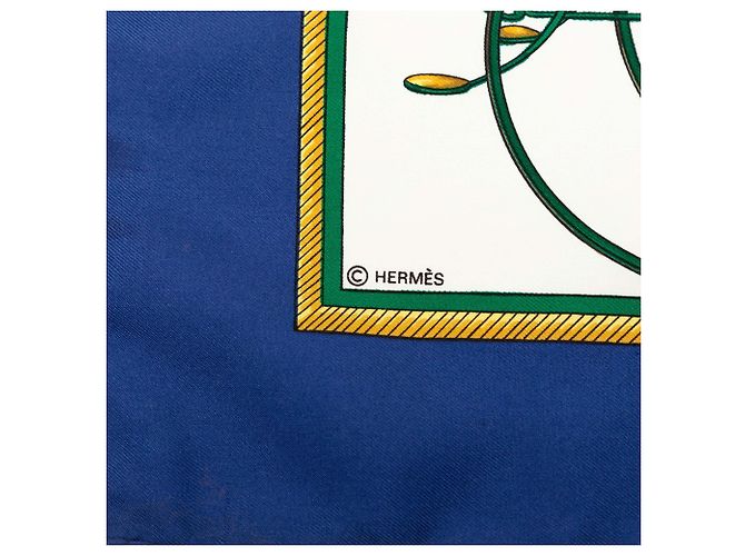 Sciarpa in seta Hermès White Les Voitures a Transformation 90 Bianco - vista 6