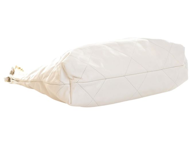 Borsa Chanel 22 in pelle di vitello lucida trapuntata bianca Small Bianco Bianco sporco - vista 13
