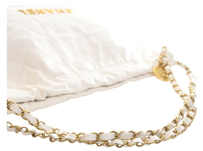 Borsa Chanel 22 in pelle di vitello lucida trapuntata bianca Small Bianco Bianco sporco - vista 15
