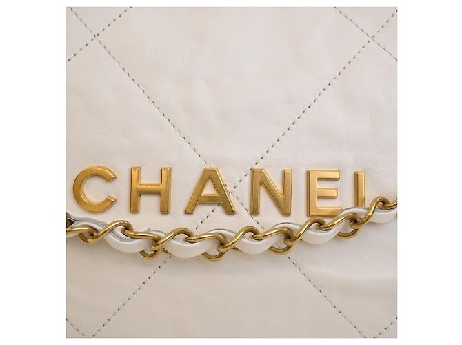 Borsa Chanel 22 in pelle di vitello lucida trapuntata bianca Small Bianco Bianco sporco - vista 8