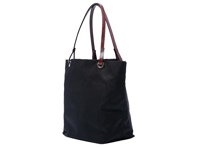 Fendi Handtasche aus schwarzem Nylon mit FF-Logo - Ansicht 2