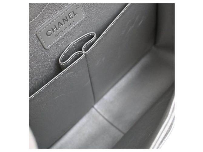 Chanel Silver Jumbo Classic Caviar Double Flap Argento - vista 4