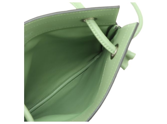Bolsa Hermès Aline Mini em couro Swift verde Verde claro - vista 3