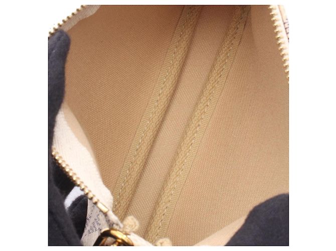Louis Vuitton Mini Pochette Accessoires Giraffe en Damier Azur blanco - vista 3