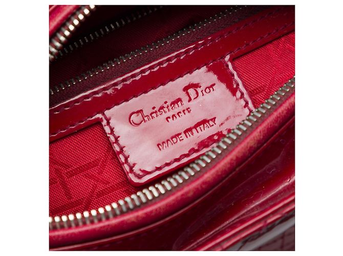 Lady Dior Cannage in vernice rosso, misura Medium Bordò - vista 5