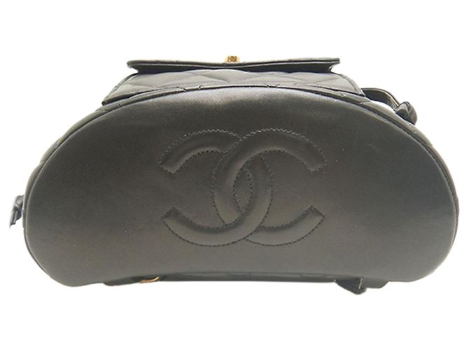 Chanel Duma Rucksack aus gestepptem schwarzem Lammleder Größe Medium - Ansicht 3