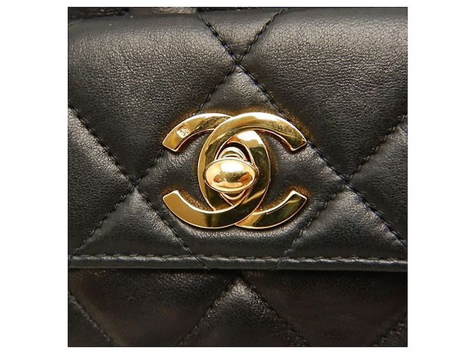 Chanel Duma Rucksack aus gestepptem schwarzem Lammleder Größe Medium - Ansicht 7