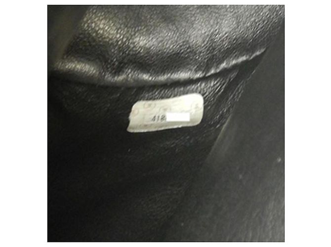 Chanel Duma Rucksack aus gestepptem schwarzem Lammleder Größe Medium - Ansicht 8
