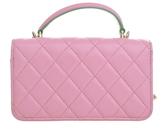 Chanel Pink CC gestepptes Lammleder Handy-Etui mit Tragegriff und Kette - Ansicht 4