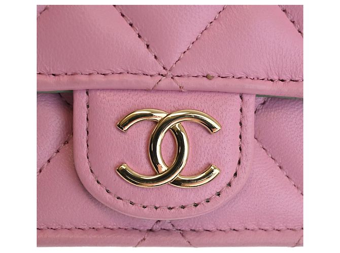 Chanel Pink CC gestepptes Lammleder Handy-Etui mit Tragegriff und Kette - Ansicht 9