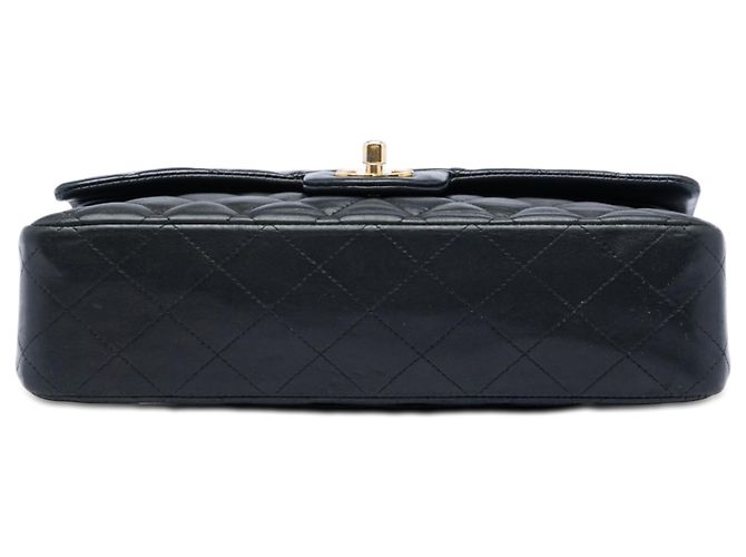 Chanel Black Medium Classic Lambskin Double Flap Nero - vista 3