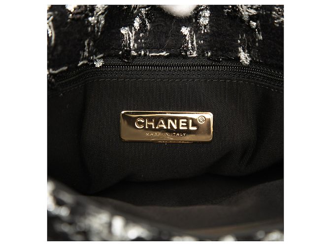 Chanel Black Large Tweed 19 Flap Nero - vista 5