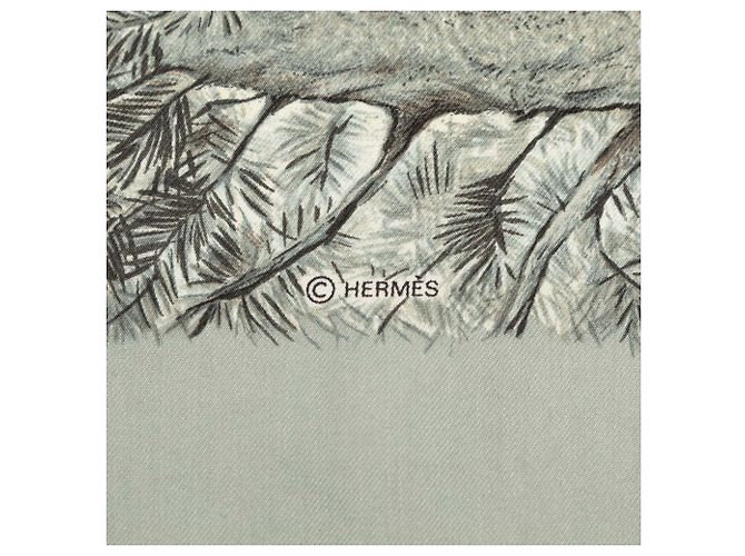 Sciarpa in seta Hermès Beige Halte en Camargue 90 - vista 4