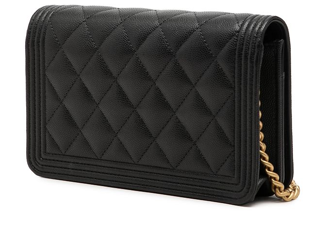 Portefeuille Boy Chanel en caviar matelassé noir avec chaîne - vue 2