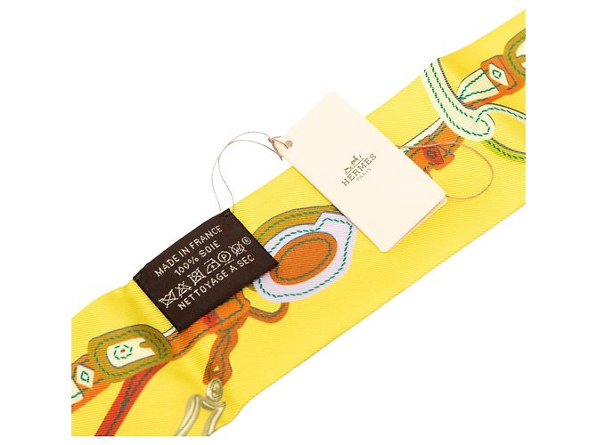 Hermès Yellow Brides de Gala Seidentuch Twilly Gelb - Ansicht 4