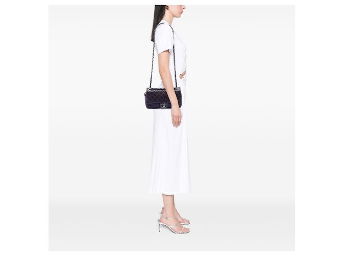 Chanel Purple Medium Quilted Iridescent Caviar Easy Flap Púrpura Morado oscuro - vista 6