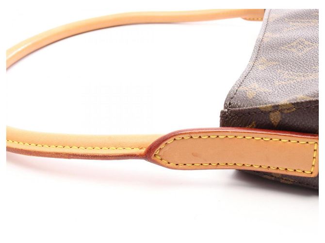 Borsa a Spalla Louis Vuitton Looping MM Monogram Marrone - vista 8