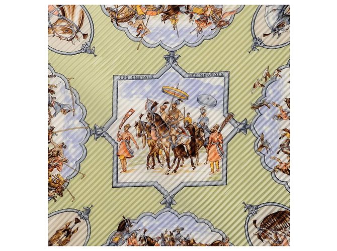 Sciarpa Hermès Pleated Carre LES CHEVAUX DES MOGHOLS Multicolore Verde - vista 3