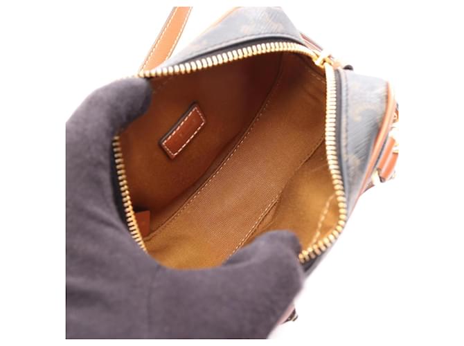 Céline Borsa a 2 modi Celine Triomphe a forma di cuore Marrone Nero - vista 3