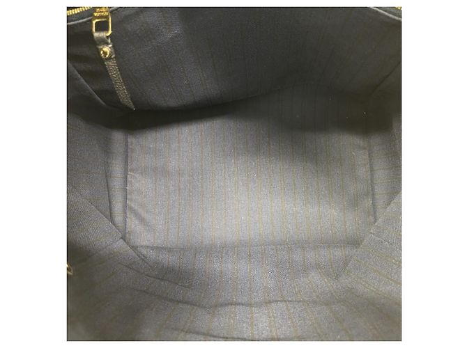 Borsa Tote Louis Vuitton Monogram Empreinte Lumineuse PM - vista 4
