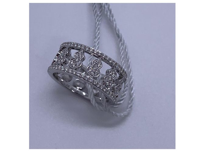 Autre Marque Anello Qeelin Kirin Wulu Eternity in Oro Bianco e Diamanti Argento - vista 2