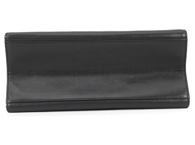 Borsa a tracolla Chanel in pelle di vitello martellata nera Nero - vista 3