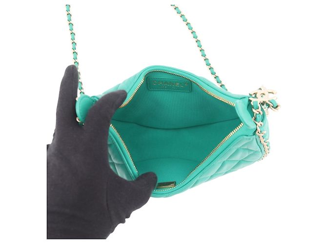 Borsa Hobo Chanel Small in matelassé verde - vista 5