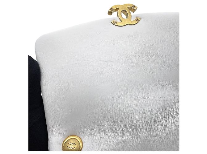 Borsa a tracolla con catena bianca Chanel Bianco - vista 10
