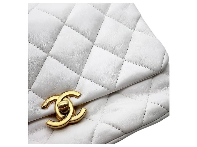 Borsa a tracolla con catena bianca Chanel Bianco - vista 13