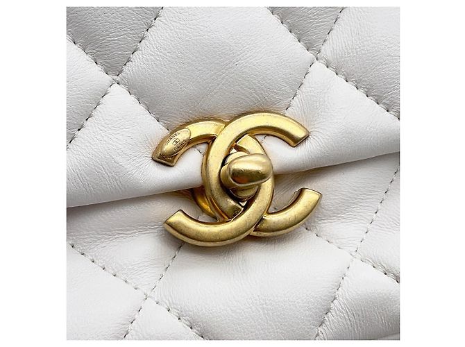 Borsa a tracolla con catena bianca Chanel Bianco - vista 6