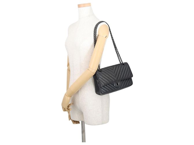 Borsa a tracolla con catena Chanel 2.55 Nero - vista 4