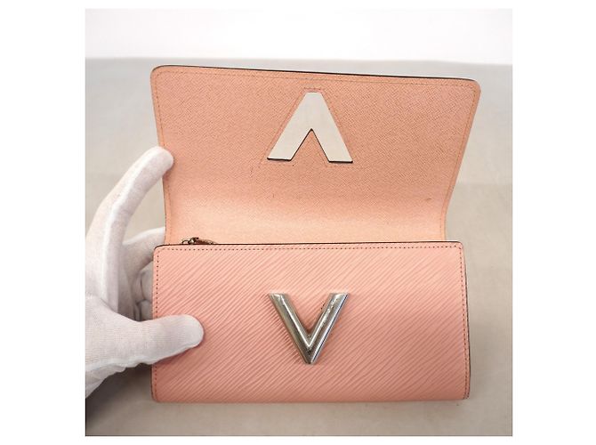 Cartera larga Twist en piel Epi Louis Vuitton Rosa - vista 10
