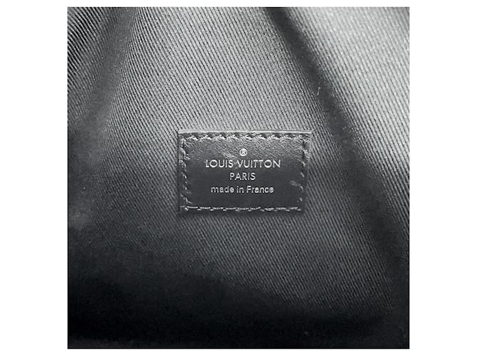 Borsa a tracolla Louis Vuitton Monogram Eclipse Soft Trunk Nero Monogramma - vista 16