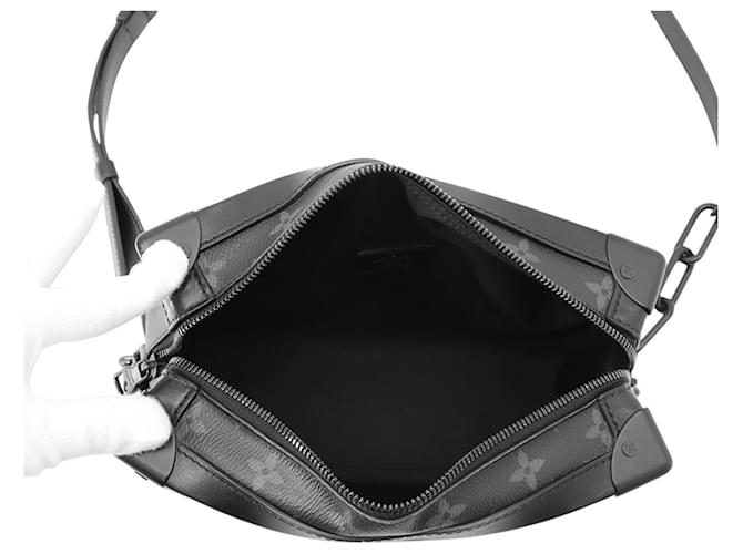 Borsa a tracolla Louis Vuitton Monogram Eclipse Soft Trunk Nero Monogramma - vista 5
