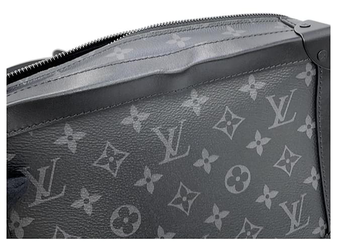 Borsa a tracolla Louis Vuitton Monogram Eclipse Soft Trunk Nero Monogramma - vista 6