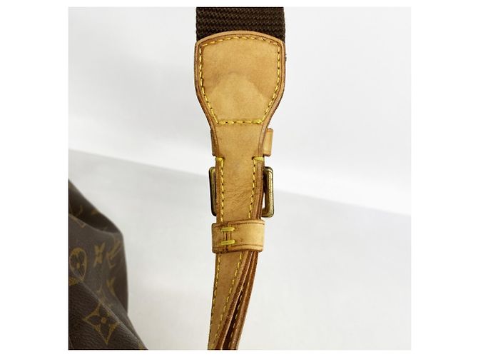 Zaino Louis Vuitton Monogram Montsouris GM Marrone - vista 11