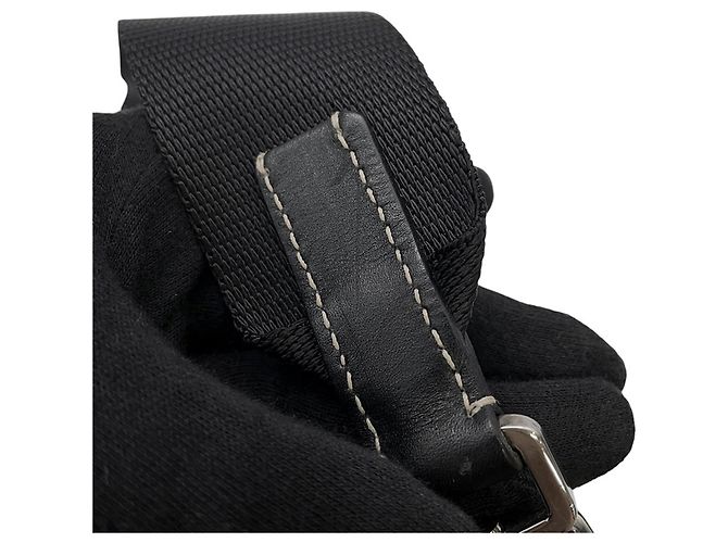 Borsa a tracolla in pelle nera Prada Nero - vista 14