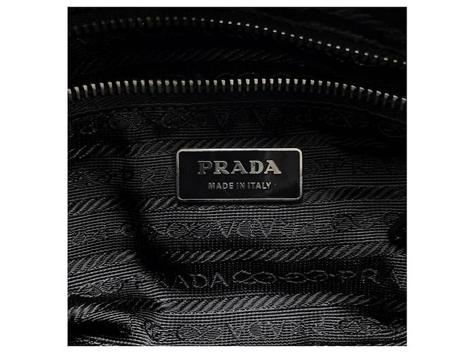 Borsa a tracolla in pelle nera Prada Nero - vista 16