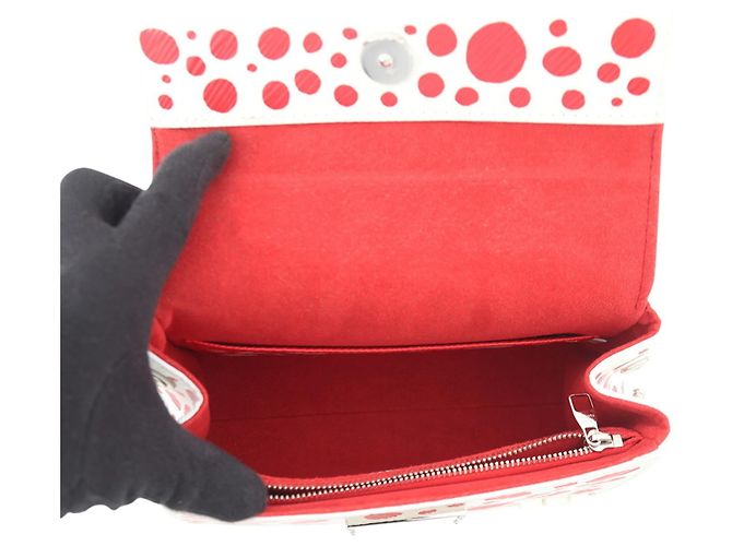 Cluny Borsa a tracolla in pelle Epi Louis Vuitton Bianco Rosso - vista 6