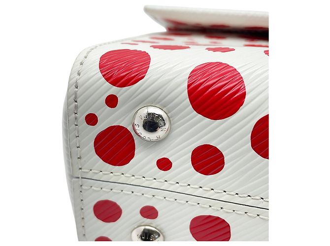 Cluny Borsa a tracolla in pelle Epi Louis Vuitton Bianco Rosso - vista 8