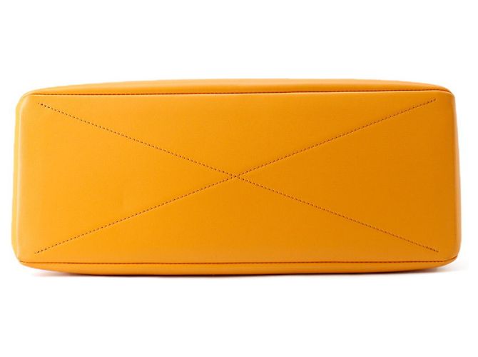 Borsa Tote in pelle zafferano Louis Vuitton D'oro - vista 3