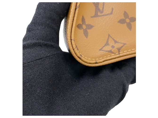 Louis Vuitton Monogram Reverse Giant OnTheGo MM Tote Bag Rot Monogramm - Ansicht 7