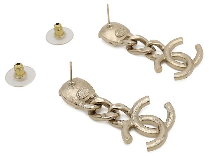Pendientes Swing con cadena Coco Mark Chanel Dorado - vista 4