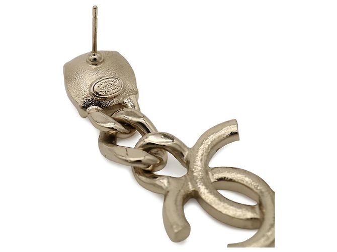 Pendientes Swing con cadena Coco Mark Chanel Dorado - vista 6