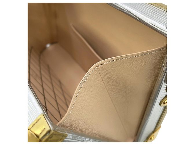 Petite Malle Louis Vuitton Epi Metallic Schultertasche Silber Golden - Ansicht 11