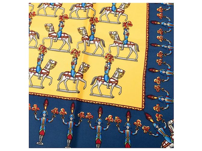 Hermès Sciarpa Hermes Carre 90 LES ARTIFICIERS Blu Multicolore Giallo - vista 4